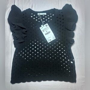 NWT Zara Ruffled Chenille Black Top Size M